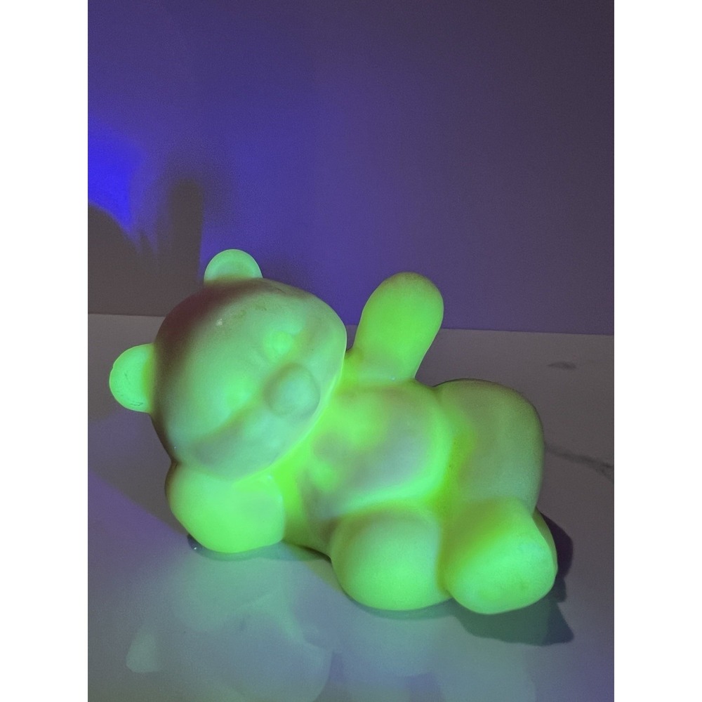 Vintage Fenton Burmese Uranium Glass Reclining Bear Figurine Pink Glow UV